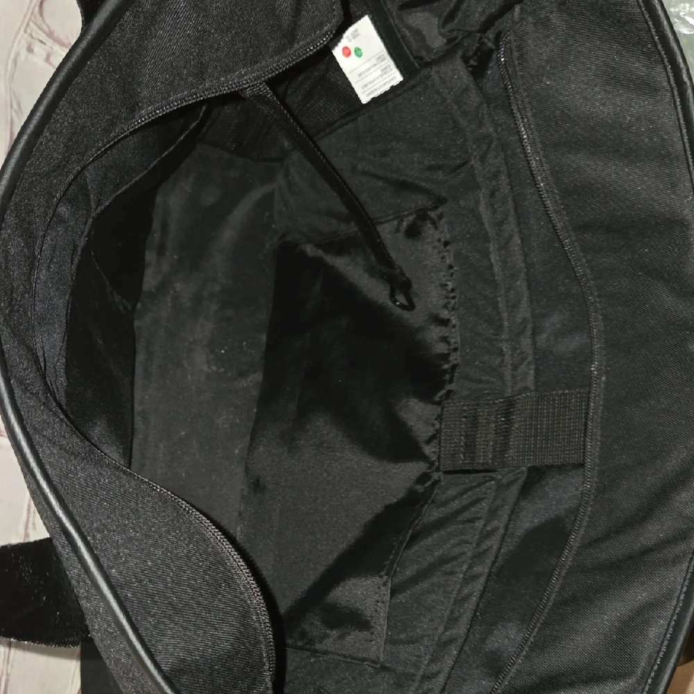 Nike Black Duffel Bag for Men